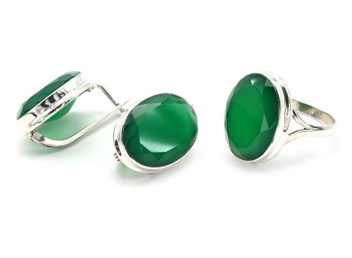 Ring and Earrings with chrysoprase 16*21mm, size 19, 16.3g