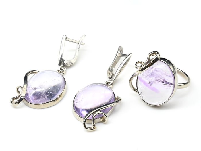 Amethyst ring and earrings, size-18