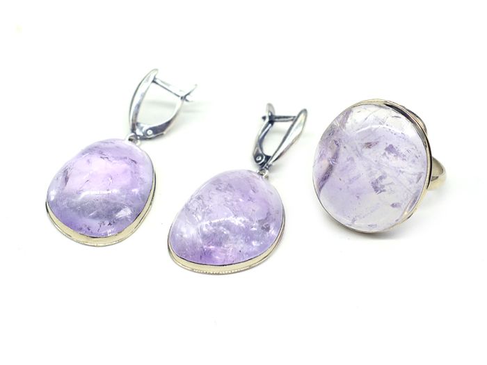 Amethyst ring and earrings, size-20