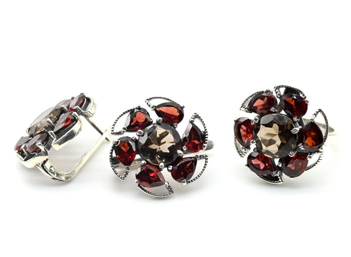 Ring Earrings with gems 23mm, size 18.5, 17.8g