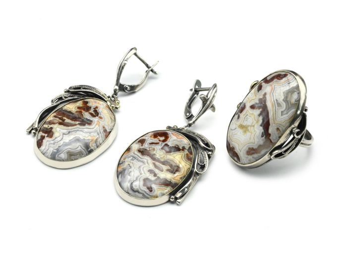 Crazy oval Agate ring and earrings, size-18