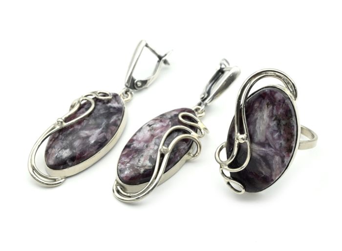 Ring and earrings made of charoite, size-18