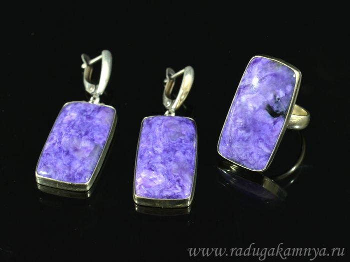 Ring and earrings made of charoite "Rectangle", size-17.5