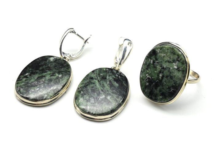 Zoisite Oval ring and earrings, size-17.5