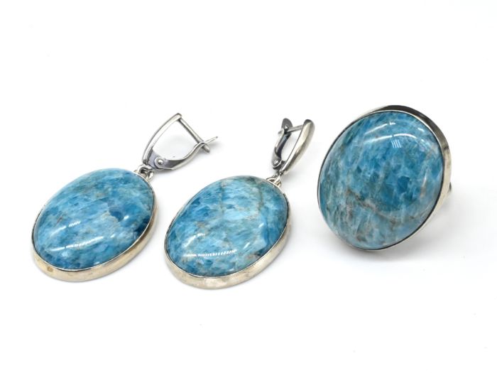 Apatite Oval ring and earrings, size-19.5