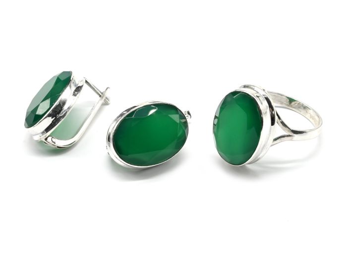 Ring and Earrings with chrysoprase 15*19mm, size 19, 13g