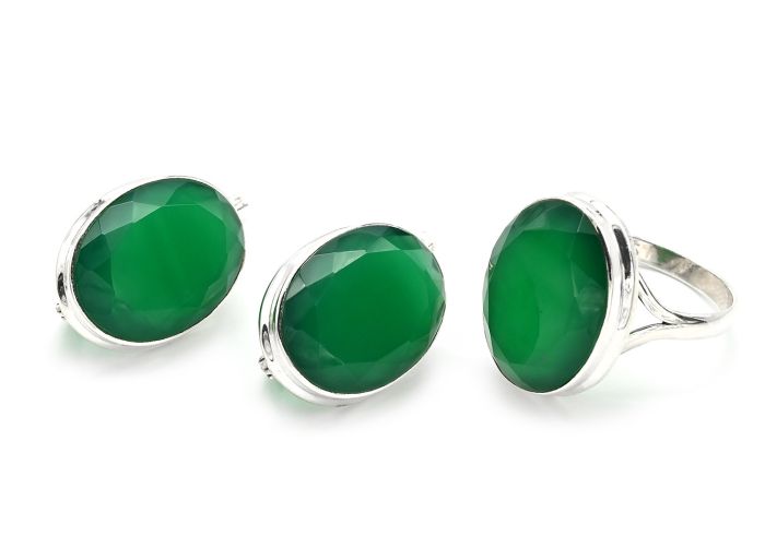 Ring and Earrings with chrysoprase 16*21mm, size 19, 16.3g