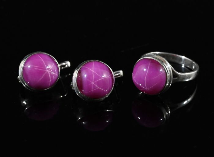 Ring and Earrings with ruby starry circle 13mm, size 18, 11.4g