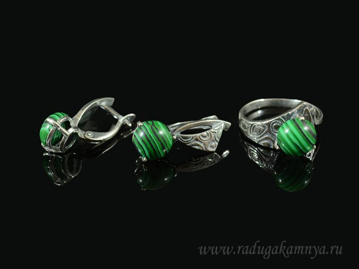 Ring Earrings with malachite imitation size 21