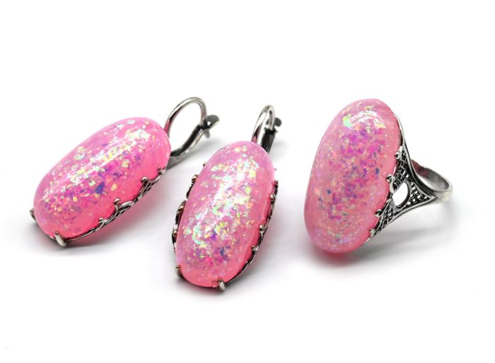 Ring Earrings with artificial opal. fuchsia color size 19