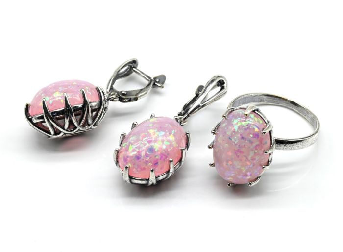 Ring Earrings with artificial opal, color.dusty rose size 20